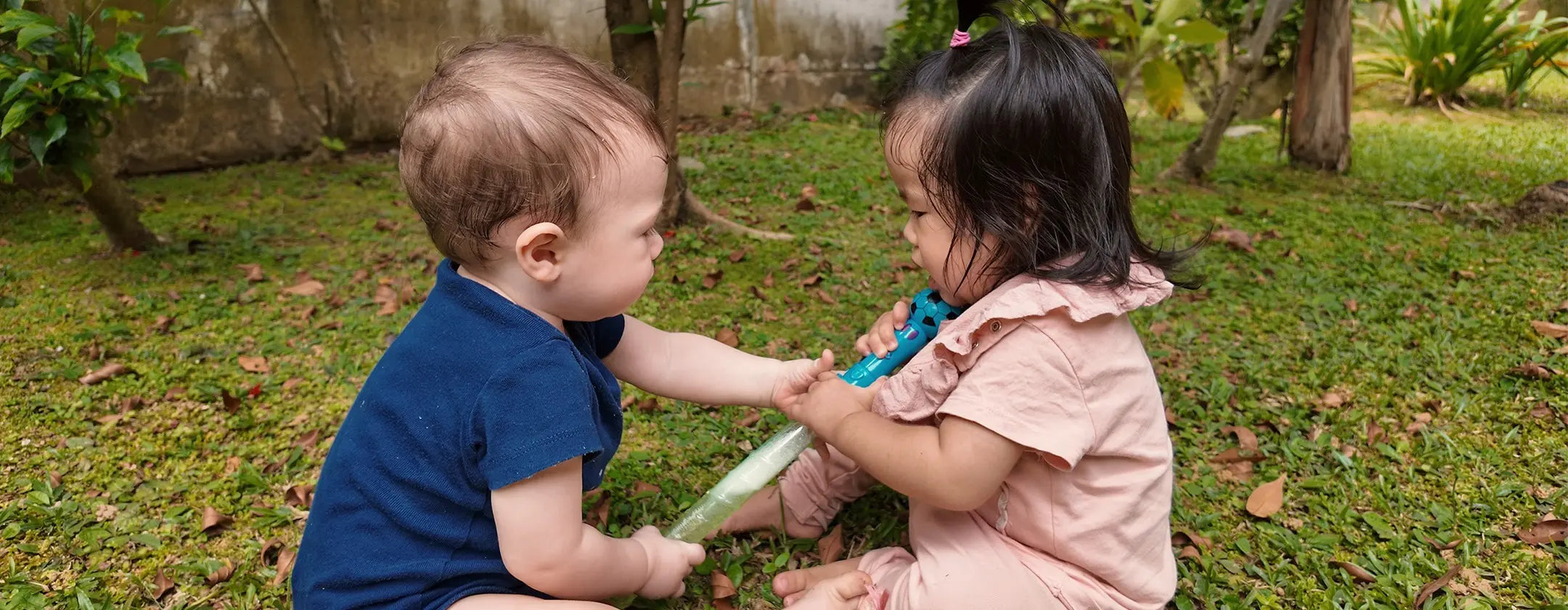 5 Montessori-Inspired Outdoor Sensory Activities for Infants